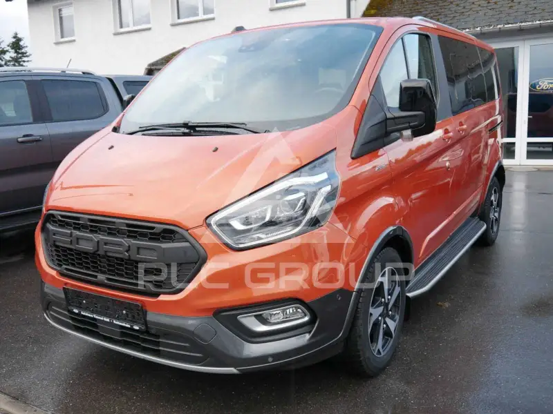 2022 Ford Tourneo