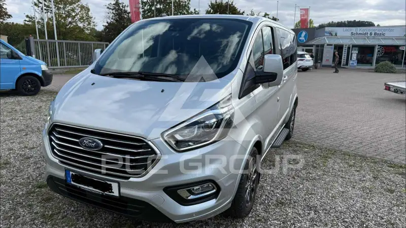 2022 Ford Tourneo