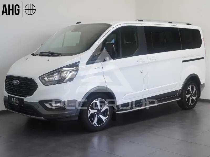 2022 Ford Tourneo