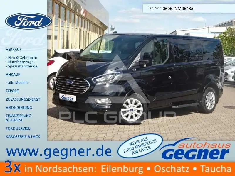 2022 Ford Tourneo