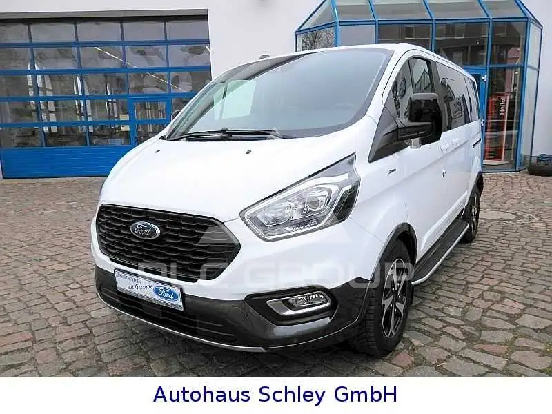 2022 Ford Tourneo