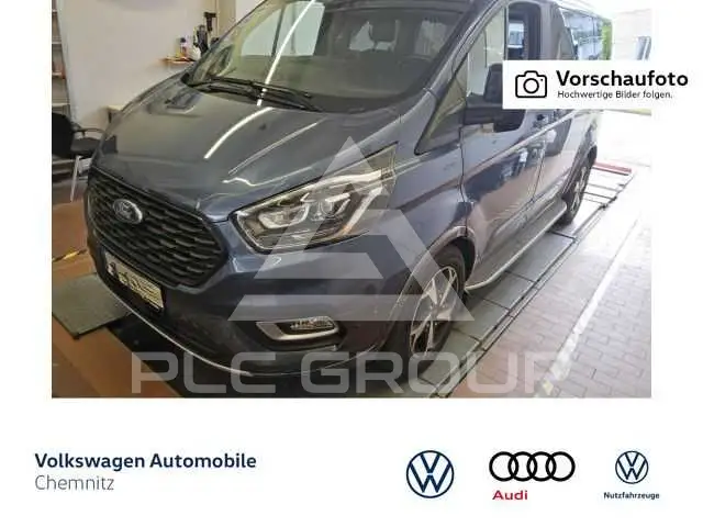 2022 Ford Tourneo