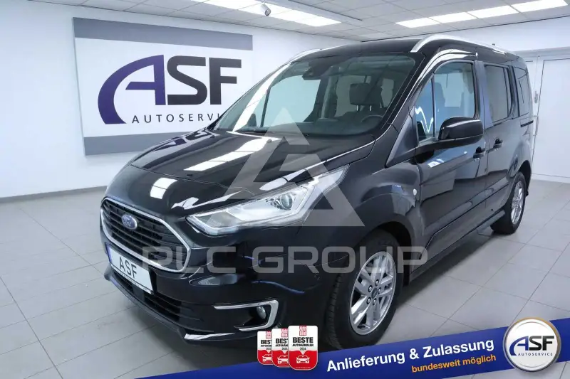 2022 Ford Tourneo