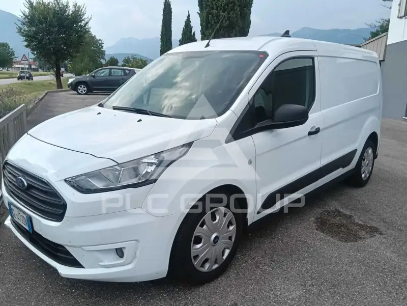 2022 Ford Tourneo