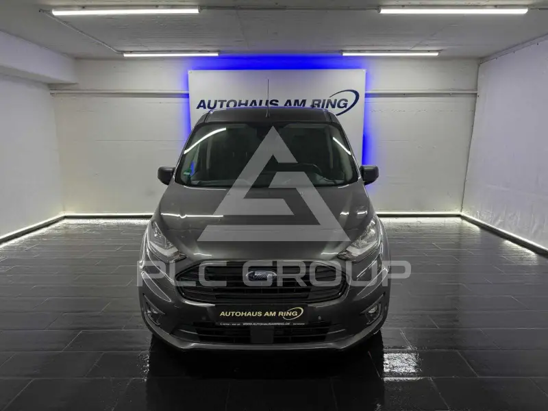 2022 Ford Tourneo