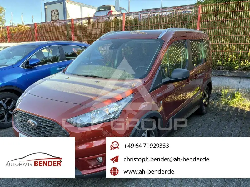 2022 Ford Tourneo