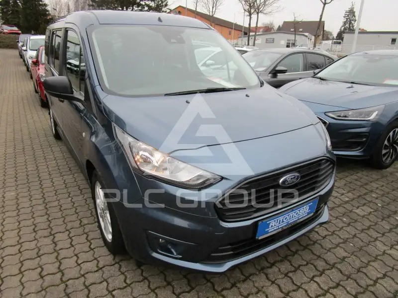 2022 Ford Tourneo