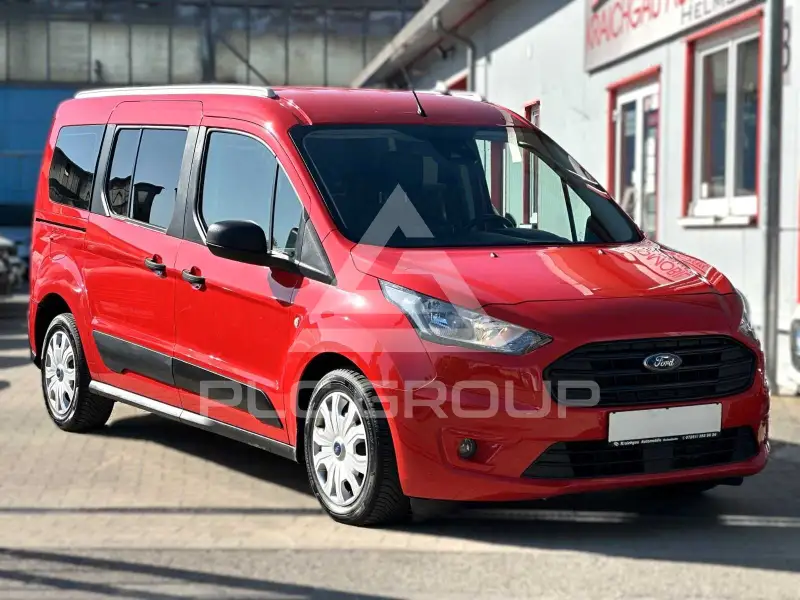 2022 Ford Tourneo