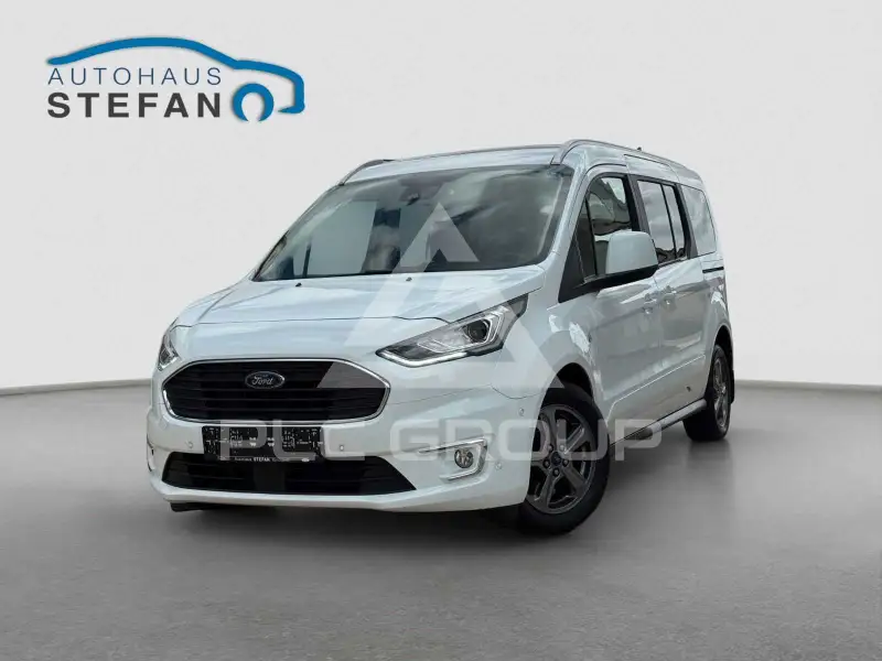 2022 Ford Tourneo