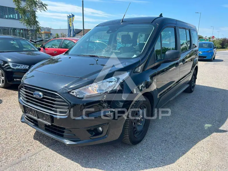 2022 Ford Tourneo
