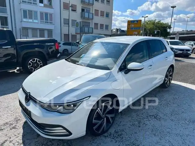 2022 Volkswagen GOLF