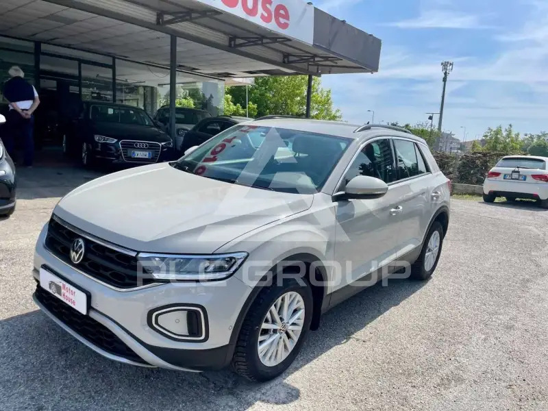 2022 Volkswagen T-Roc