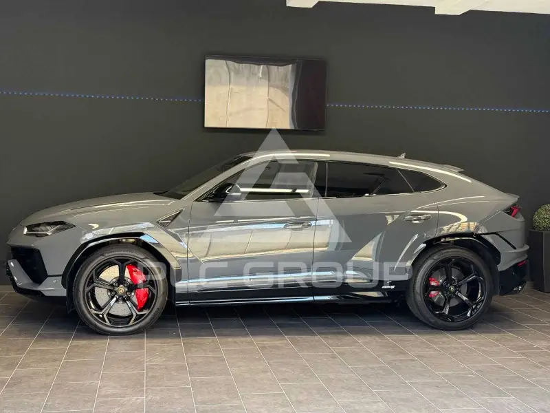 2022 Lamborghini Urus