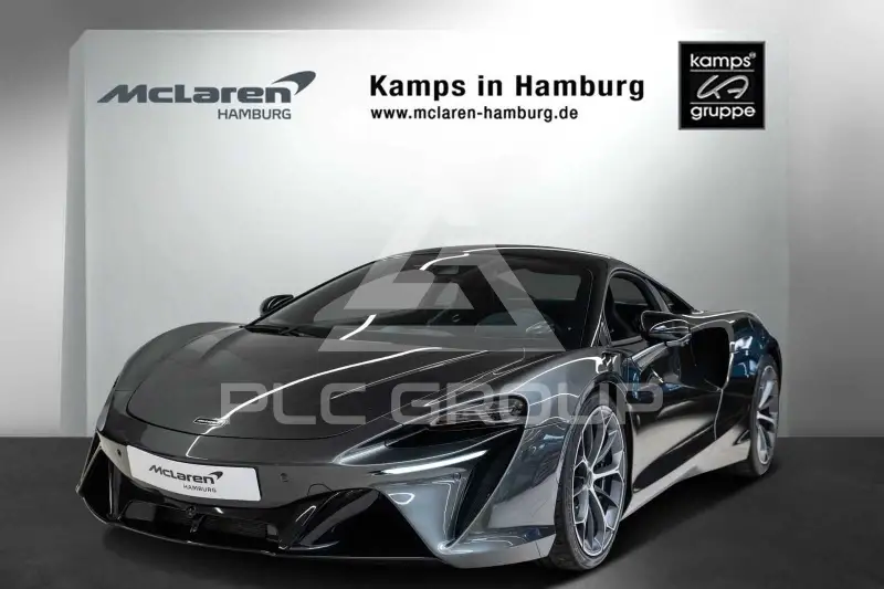 2022 McLaren ARTURA