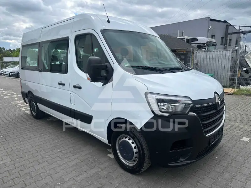 2022 Renault Master