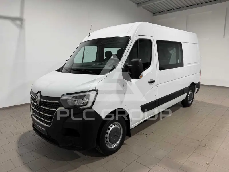 2022 Renault Master