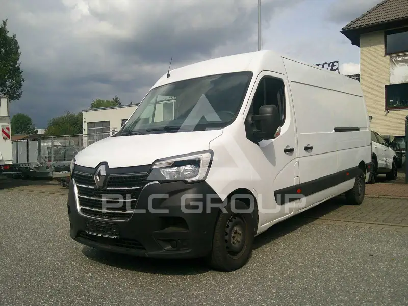 2022 Renault Master