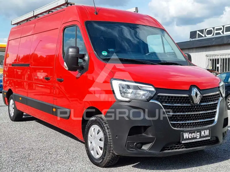 2022 Renault Master