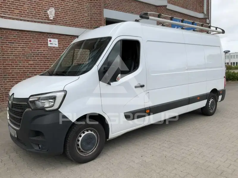 2022 Renault Master