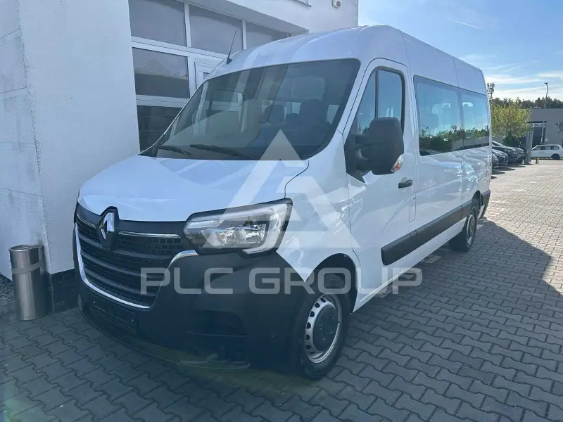 2022 Renault Master