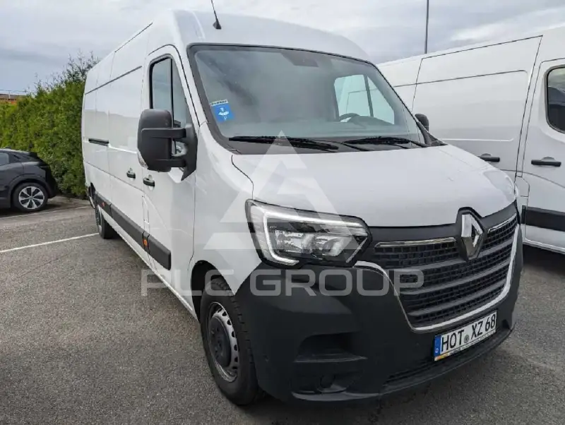 2022 Renault Master