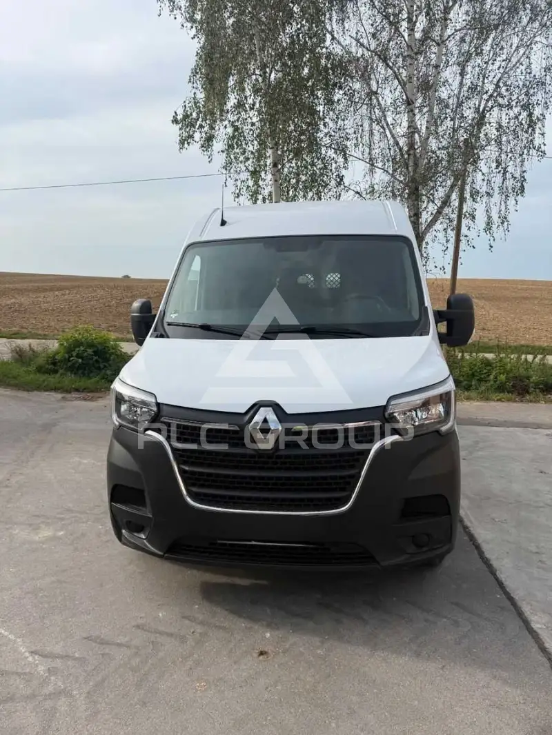2022 Renault Master