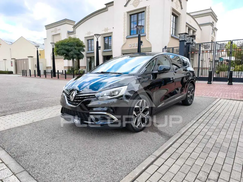 2022 Renault Grand Scenic