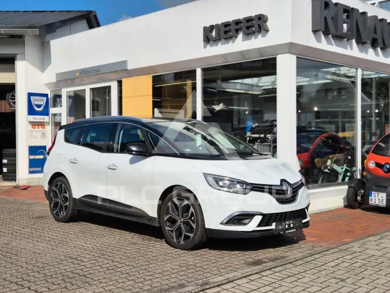 2022 Renault Grand Scenic
