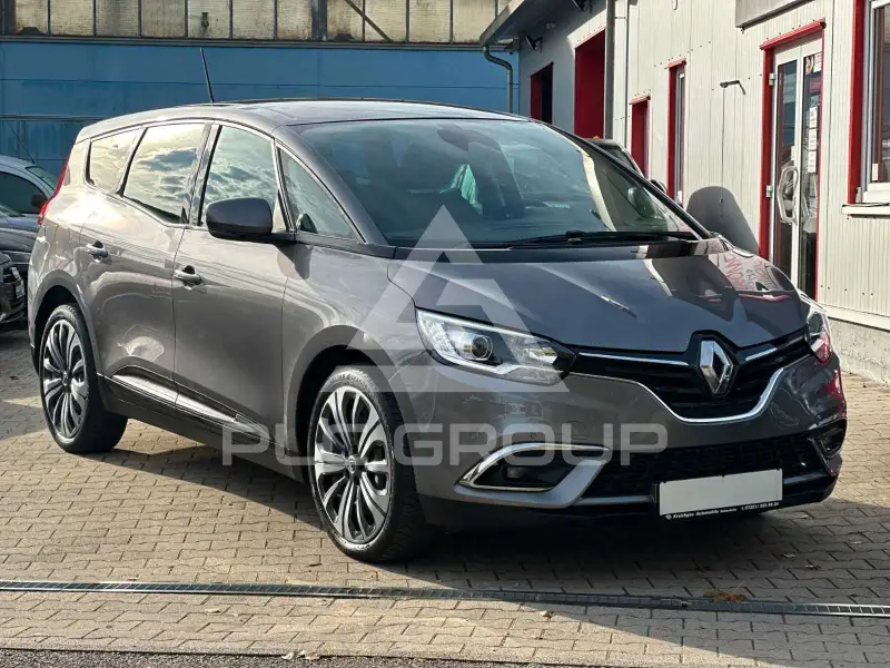 2022 Renault Grand Scenic