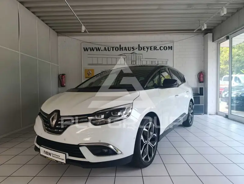 2022 Renault Grand Scenic