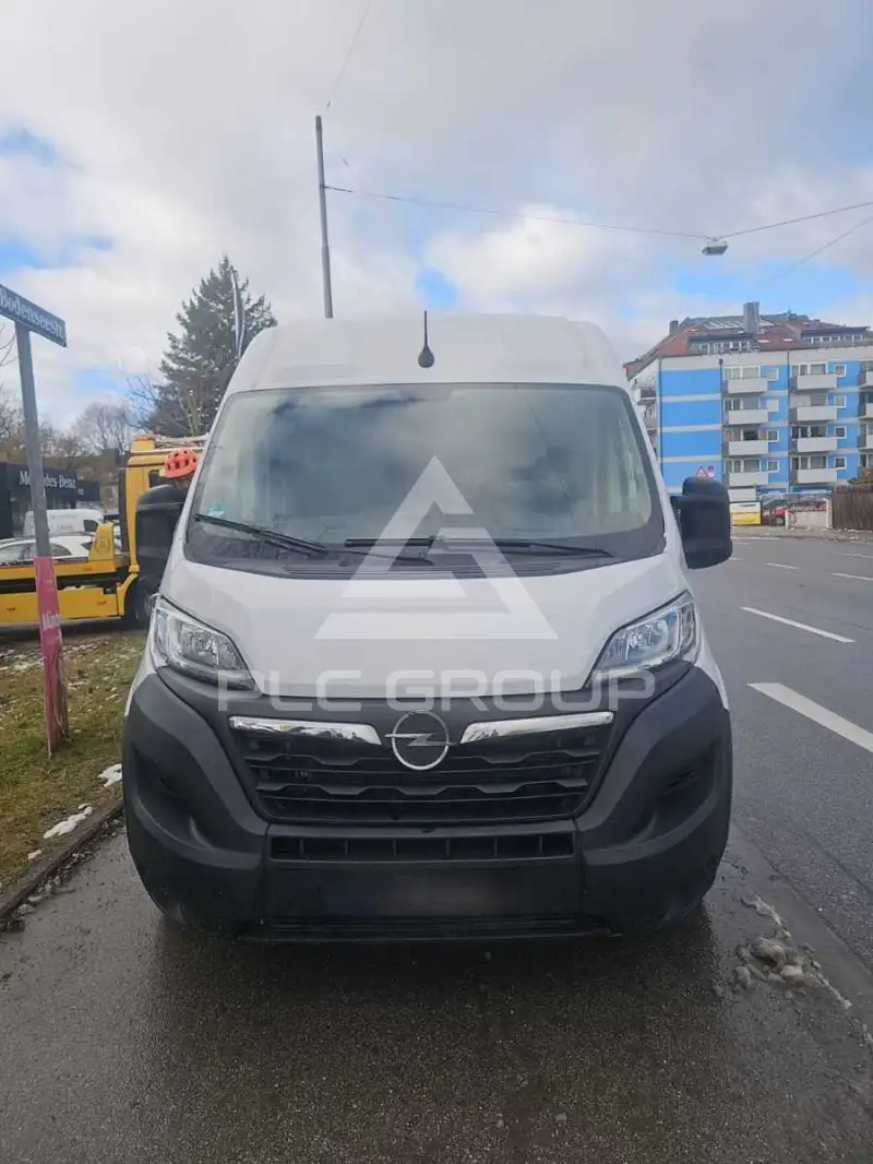 2022 Opel Movano