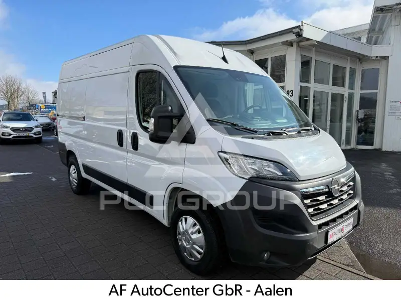 2022 Opel Movano