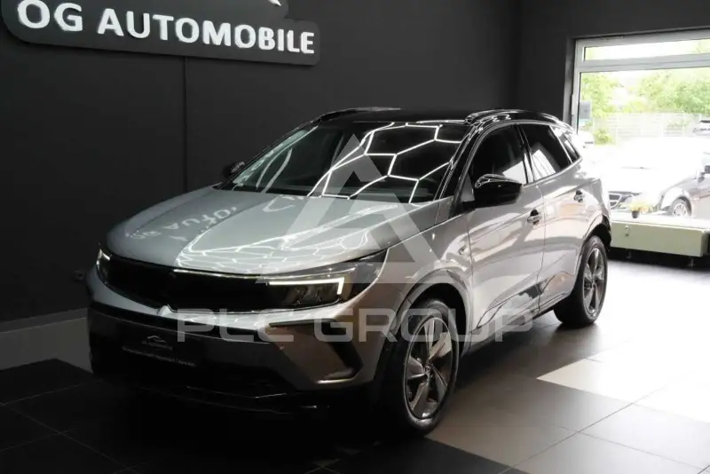 2022 Opel GrandlandX