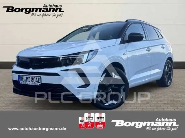 2022 Opel GrandlandX