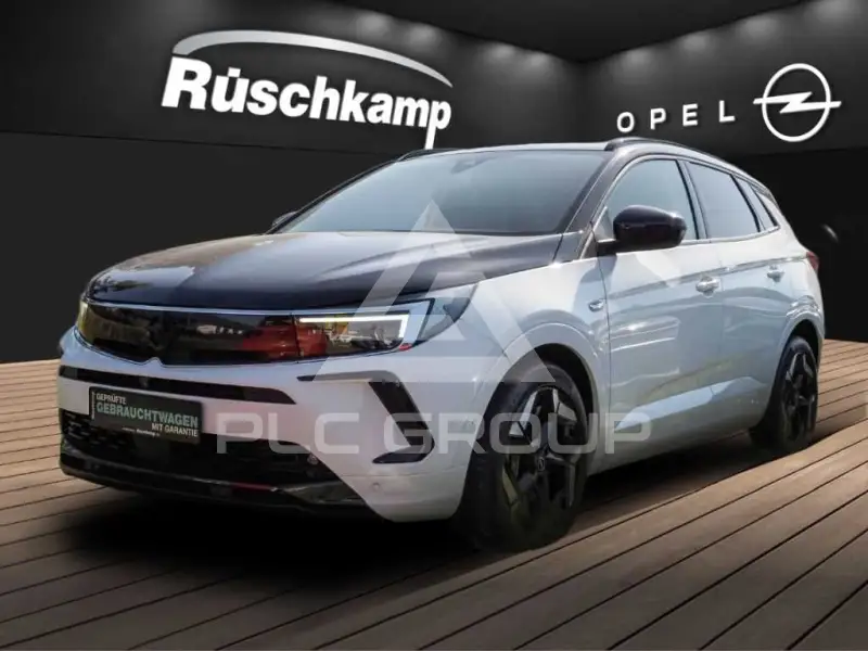 2022 Opel GrandlandX