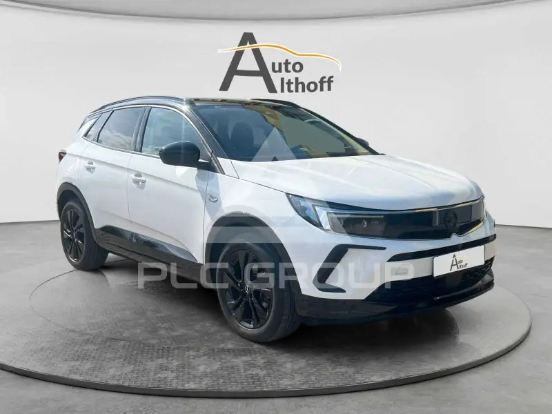 2022 Opel GrandlandX