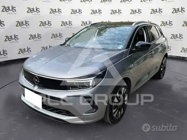 2022 Opel GrandlandX