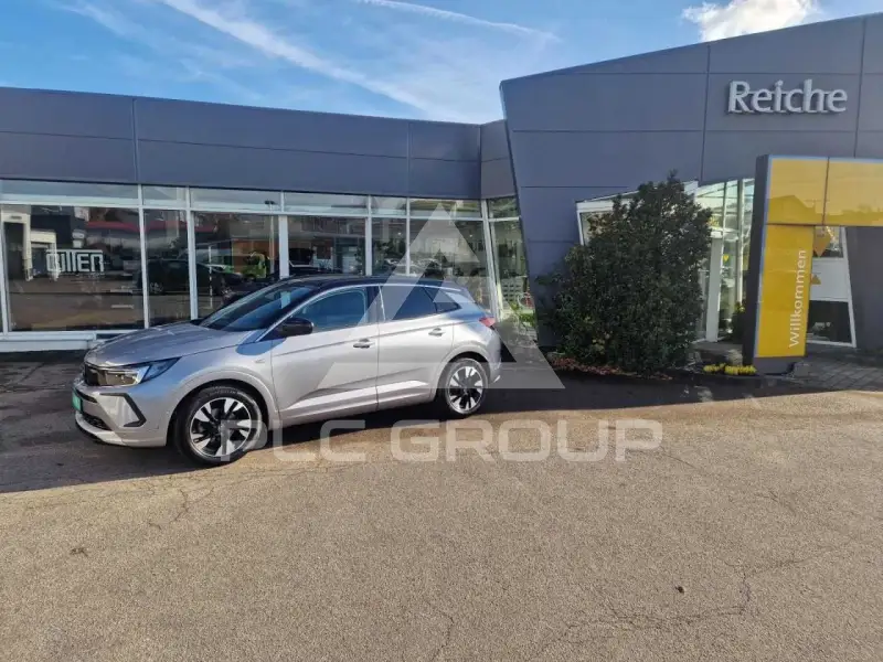 2022 Opel GrandlandX