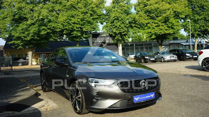 2022 Opel Insignia