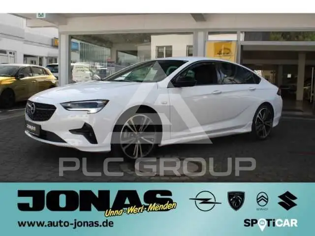 2022 Opel Insignia