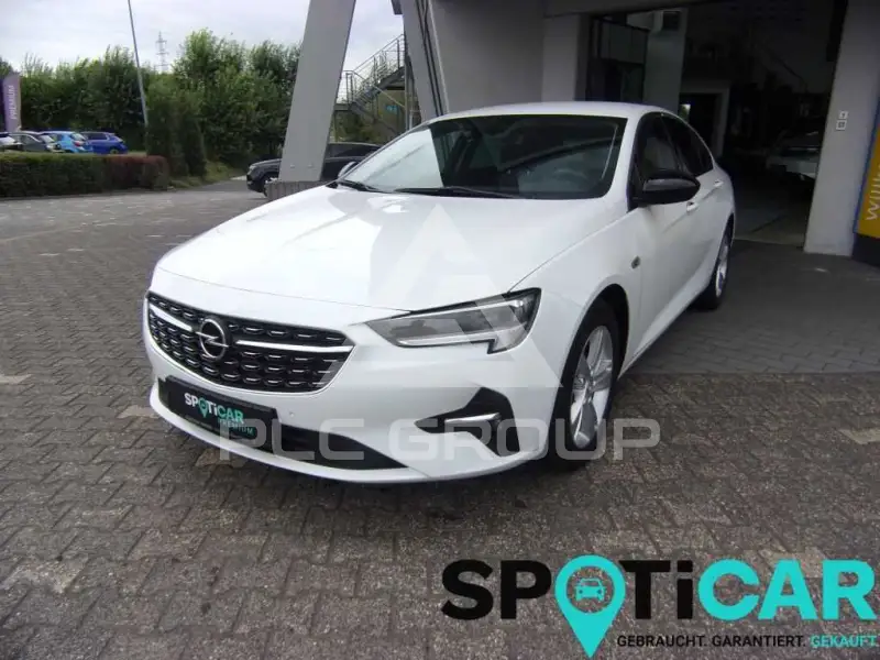 2022 Opel Insignia