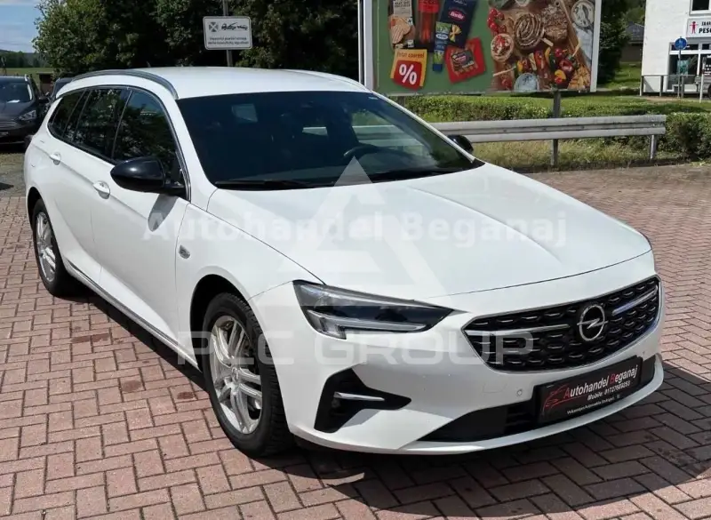 2022 Opel Insignia