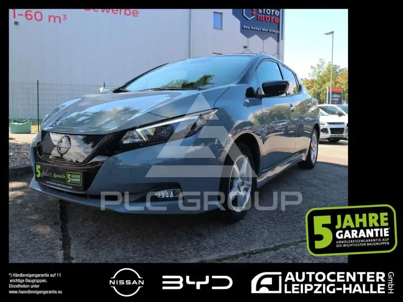 2023 Nissan LEAF