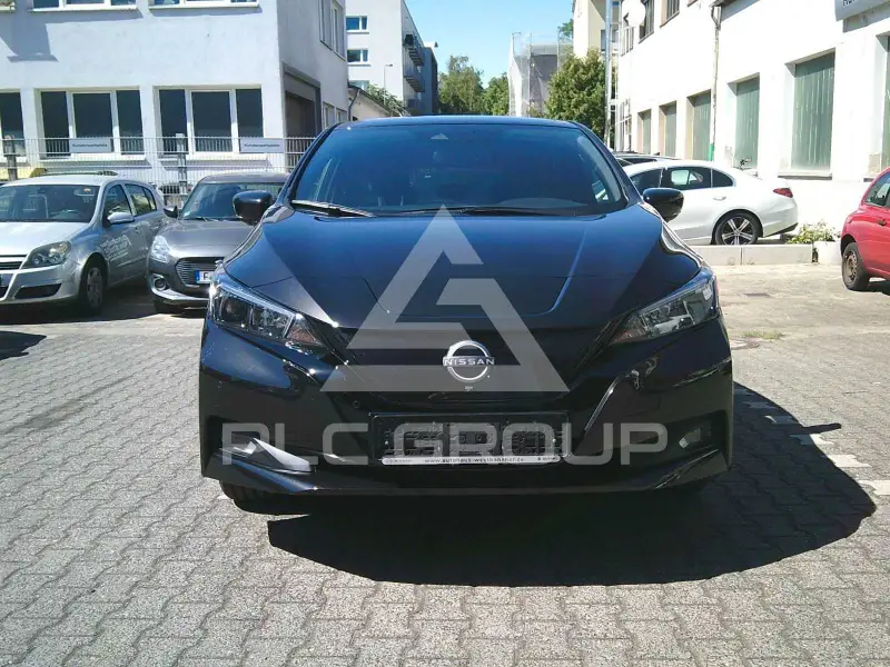 2023 Nissan LEAF