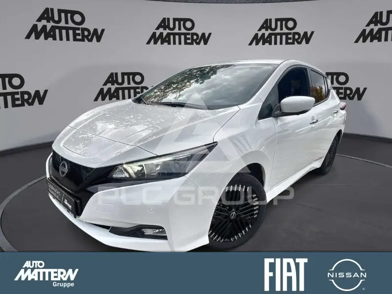 2023 Nissan LEAF