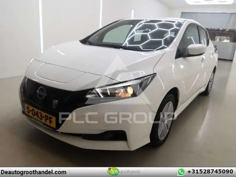2023 Nissan LEAF