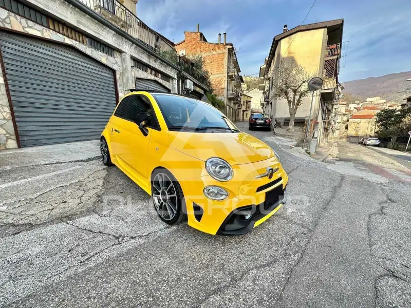 2023 Abarth 595