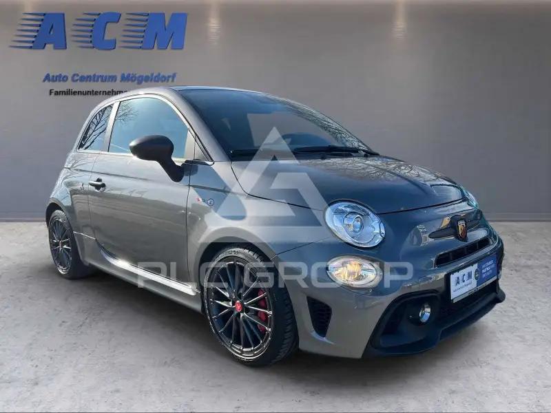 2023 Abarth 695