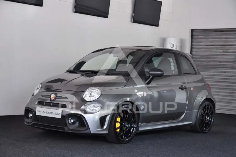 2023 Abarth 695