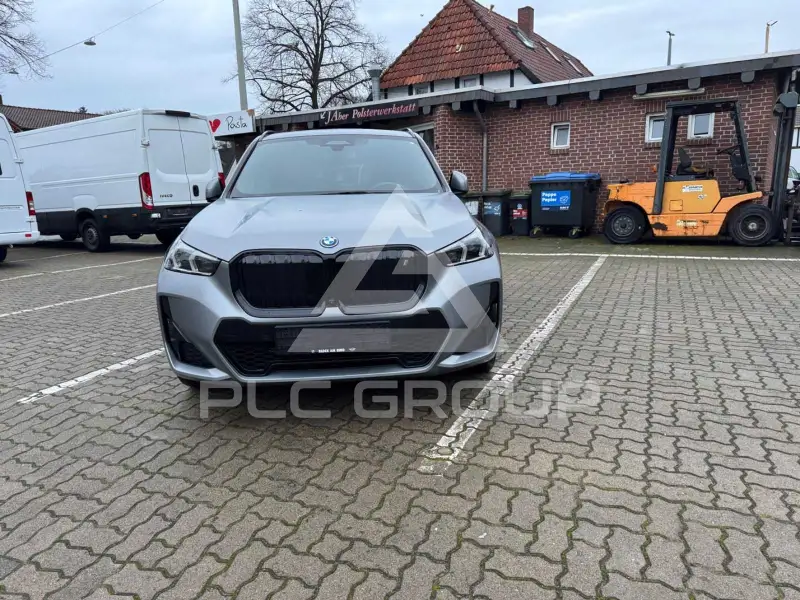 2023 BMW iX